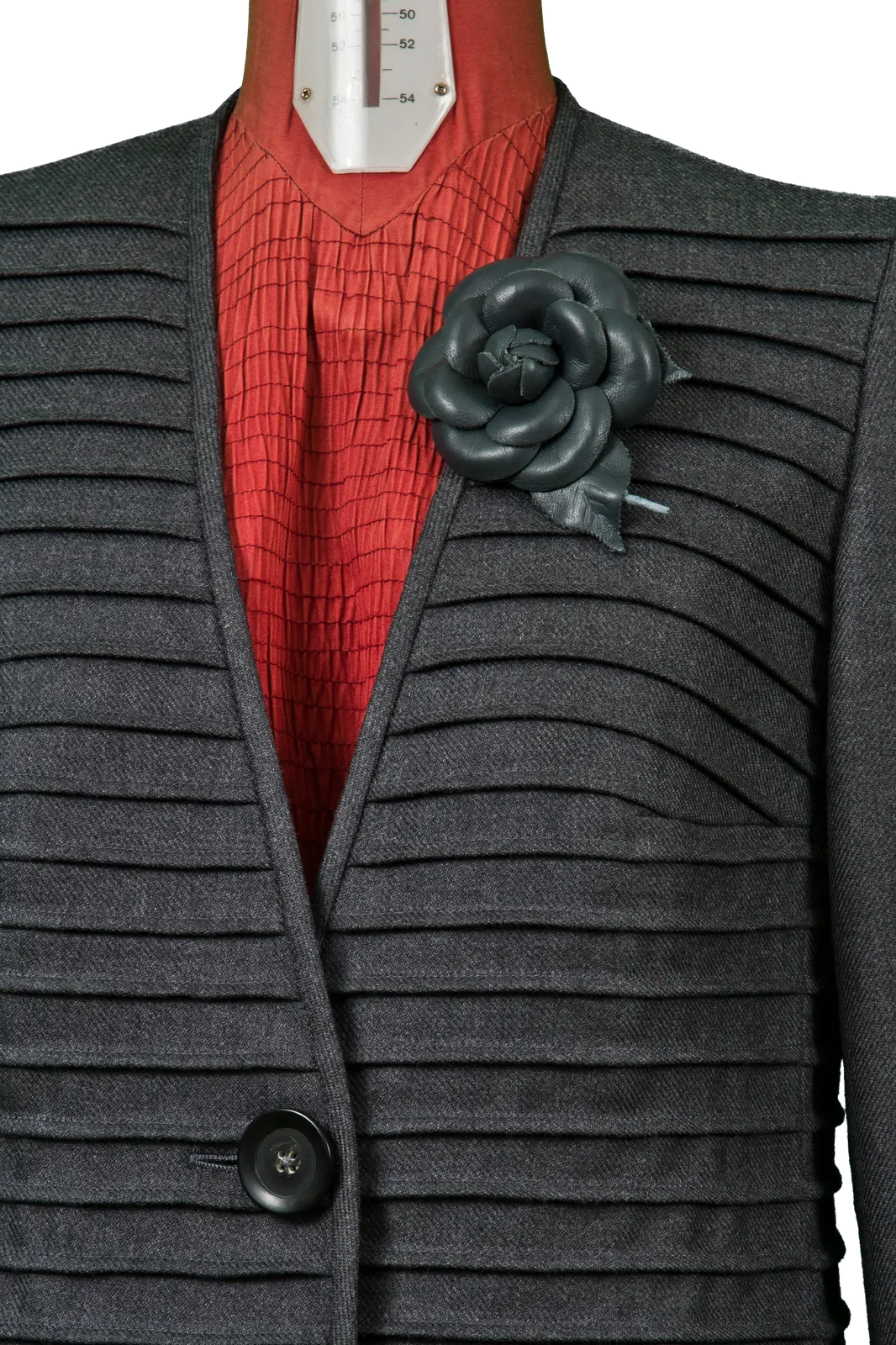 Sartorial detail G114